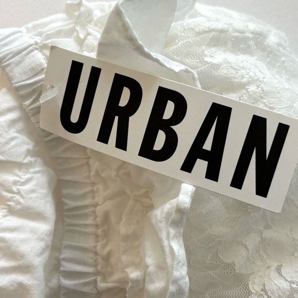Urban Outfitters Out From Under Dolce Verano Micro Shorts NWT Ivory Bloomers L - Picture 6 of 8